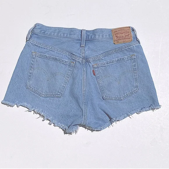 LEVI’s 501 Cutoff Denim Shorts - Picture 4 of 5